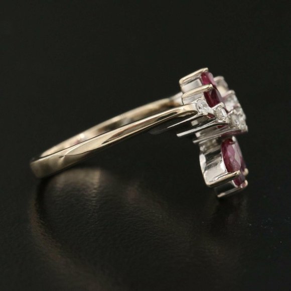 MADE IN ITALY / Diamond & Ruby Designer Ring / 18K Gold - Picture 2 of 4